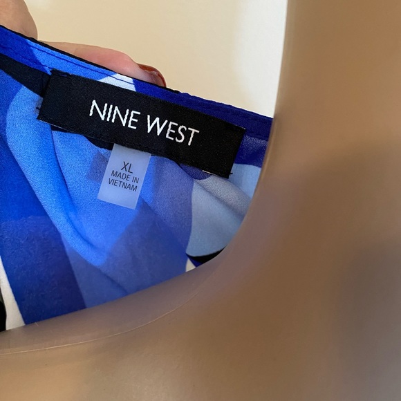 Nine West - Picture 6 of 10